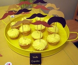stache_cupcakes.jpg